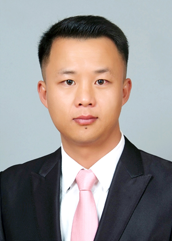 1부회장 김문규L.